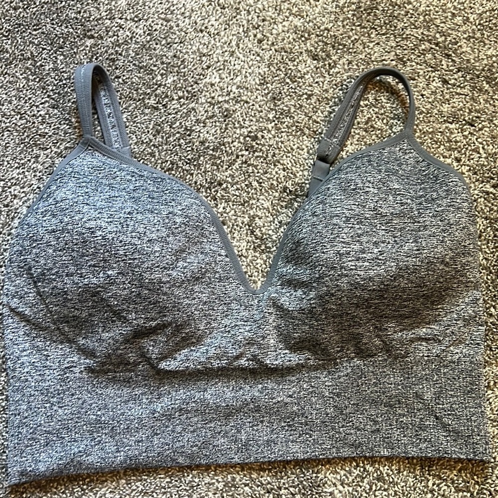 Embrace Bra d-did size large athleta